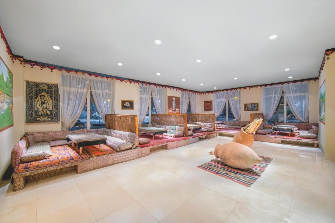 Курортные отели Qafqaz Riverside Hotel Габала-25