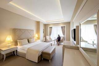 Курортные отели Qafqaz Riverside Hotel Габала Стандартный двухместный номер с 1 кроватью или 2 отдельными кроватями-2